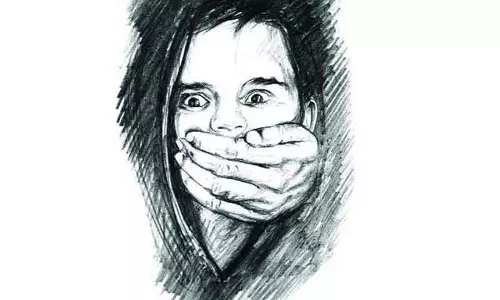 Jalandhar: कॉलेज छात्रा का अपहरण, नकदी और सोना भी गायब Jalandhar: कॉलेज छात्रा का अपहरण, नकदी और सोना भी गायब
