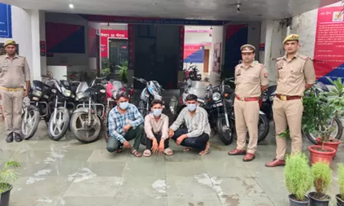 वाहन चोरी करने वाले गिरोह का भंडाफोड़, 10 मोटरसाइकिल और अवैध हथियार बरामद