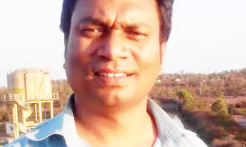 अधिकारी को हड़ताल के दौरान आया हार्टअटैक, मौत