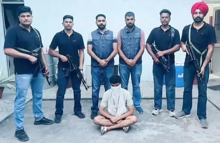 Chandigarh: कुख्यात शूटर पर एजीटीएफ की कार्रवाई Chandigarh: कुख्यात शूटर पर एजीटीएफ की कार्रवाई