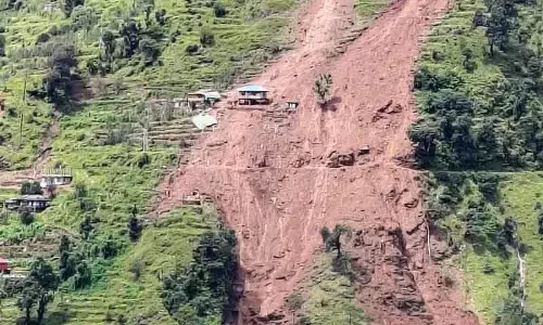 Kullu में भूस्खलन से मकान ढहने से एक महिला की मौत, एक अन्य लापता
