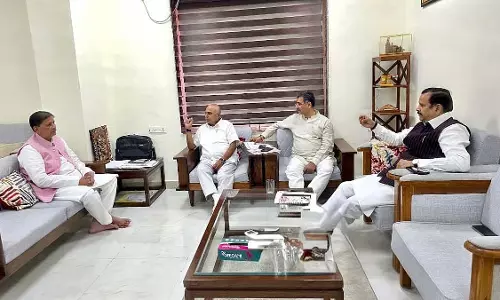 भाजपा विधायक को भाजपा प्रदेश अध्यक्ष हेमंत खंडेलवाल ने तलब किया भाजपा विधायक को भाजपा प्रदेश अध्यक्ष हेमंत खंडेलवाल ने तलब किया