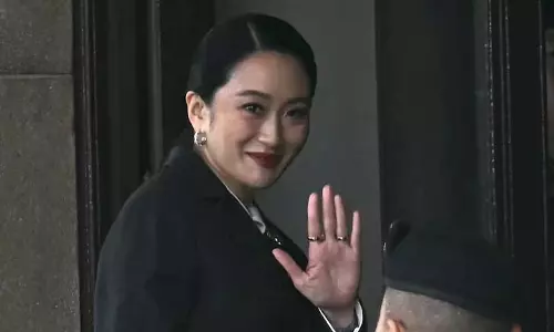 Cambodia फोन कॉल विवाद के कारण थाई प्रधानमंत्री बर्खास्त Cambodia फोन कॉल विवाद के कारण थाई प्रधानमंत्री बर्खास्त