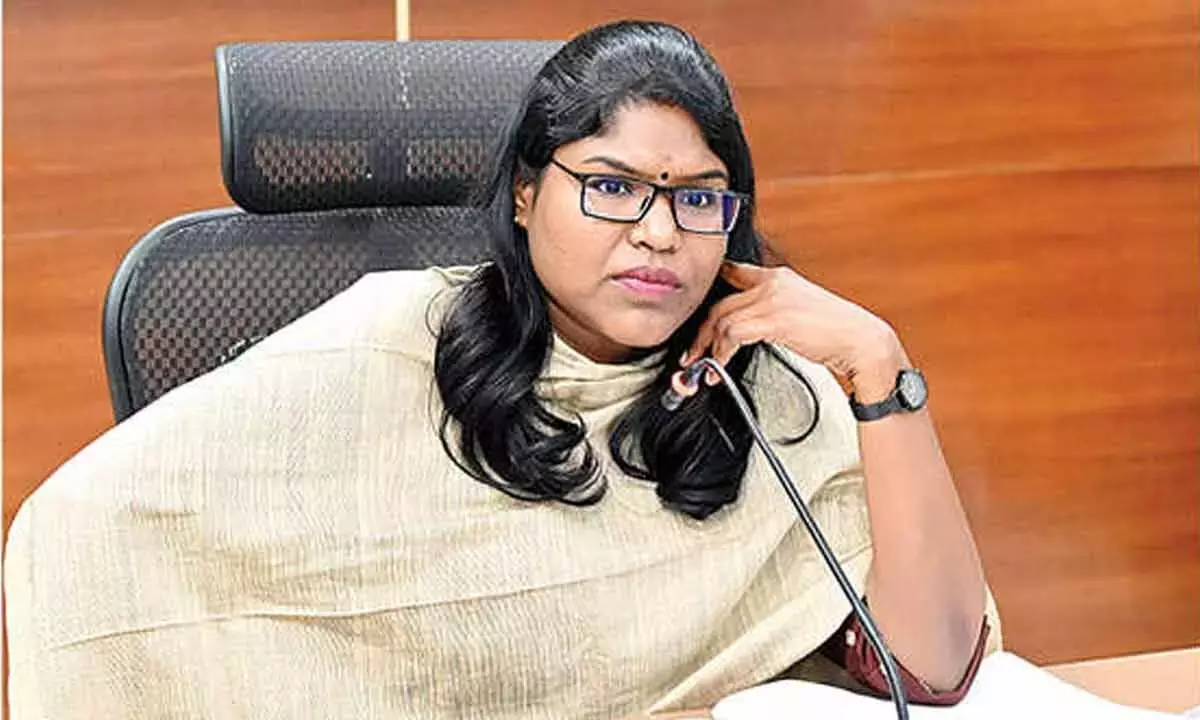 Andhra: महिला सशक्तिकरण के लिए ड्वाक्रा समूहों को मजबूत करें