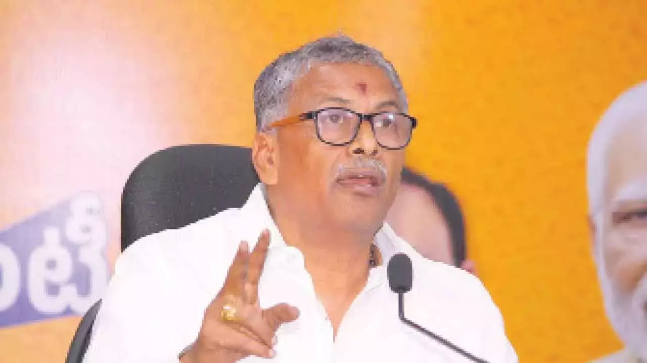 Telangana: भाजपा ने बाढ़ से निपटने में कांग्रेस की नाकामी की आलोचना की Telangana: भाजपा ने बाढ़ से निपटने में कांग्रेस की नाकामी की आलोचना की