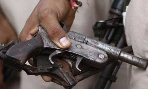 चुनाव-पूर्व कदमों से शहर में गुंडागर्दी और गांवों में नफरत फैली चुनाव-पूर्व कदमों से शहर में गुंडागर्दी और गांवों में नफरत फैली