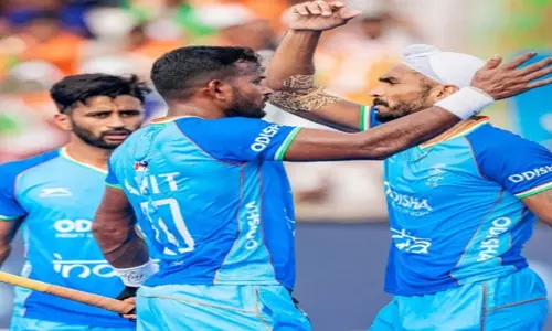 भारत ने चीन को 4-3 से हराया, कप्तान हरमनप्रीत सिंह की हैट्रिक भारत ने चीन को 4-3 से हराया, कप्तान हरमनप्रीत सिंह की हैट्रिक