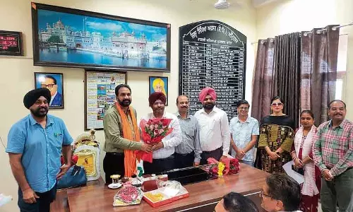 Rajesh Kumar Sharma ने डीईओ (माध्यमिक) का कार्यभार संभाला Rajesh Kumar Sharma ने डीईओ (माध्यमिक) का कार्यभार संभाला