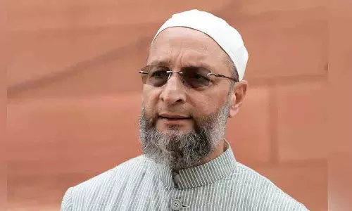 ओवैसी ने RSS प्रमुख मोहन भागवत से कहा, भारतीय महिलाओं पर ‘तीन बच्चों’ का बोझ न डालें ओवैसी ने RSS प्रमुख मोहन भागवत से कहा, भारतीय महिलाओं पर ‘तीन बच्चों’ का बोझ न डालें