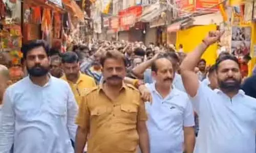 Adhkwari भूस्खलन में तीर्थयात्रियों की मौत पर कटरा बंद Adhkwari भूस्खलन में तीर्थयात्रियों की मौत पर कटरा बंद