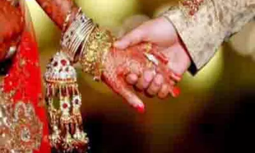 Madhya Pradesh: लापता लड़कियों के दो मामले अप्रत्याशित विवाह में परिणत Madhya Pradesh: लापता लड़कियों के दो मामले अप्रत्याशित विवाह में परिणत
