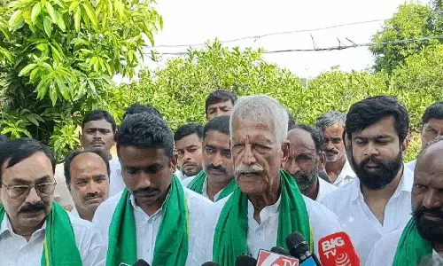 शकरकंद किसानों की समस्याओं के समाधान के प्रयास: Kodanda Reddy शकरकंद किसानों की समस्याओं के समाधान के प्रयास: Kodanda Reddy