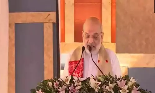 अमित शाह ने Assam में फूंका चुनावी बिगुल, कहा- राज्य का नेतृत्व घुसपैठियों को बसाने वाले नेता नहीं कर सकते अमित शाह ने Assam में फूंका चुनावी बिगुल, कहा- राज्य का नेतृत्व घुसपैठियों को बसाने वाले नेता नहीं कर सकते