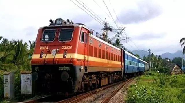ओणम उत्सव: मैंगलोर के लिए विशेष ट्रेन ओणम उत्सव: मैंगलोर के लिए विशेष ट्रेन