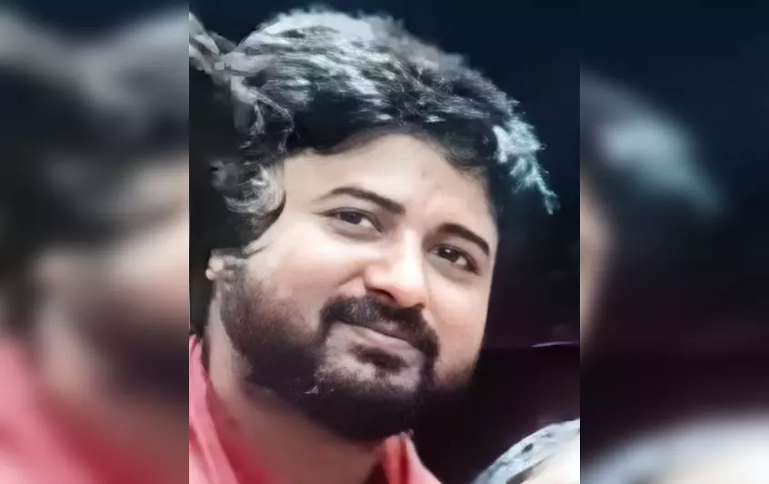 मंदिर में चुन्नी प्रसाद को लेकर हुए झगड़े में एक की मौत, हिरासत में आरोपी मंदिर में चुन्नी प्रसाद को लेकर हुए झगड़े में एक की मौत, हिरासत में आरोपी