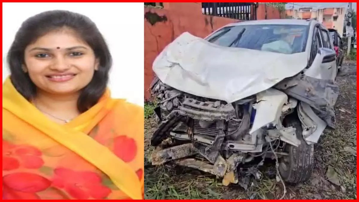 भाजपा विधायक की गाड़ी दुर्घटनाग्रस्त, MLA, उनके गनमैन और ड्राइवर घायल भाजपा विधायक की गाड़ी दुर्घटनाग्रस्त, MLA, उनके गनमैन और ड्राइवर घायल