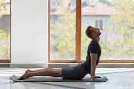 Yoga Tips: दिनभर गैस और डकार से रहते हैं परेशान, तो करें इन योगासनों का अभ्यास Yoga Tips: दिनभर गैस और डकार से रहते हैं परेशान, तो करें इन योगासनों का अभ्यास