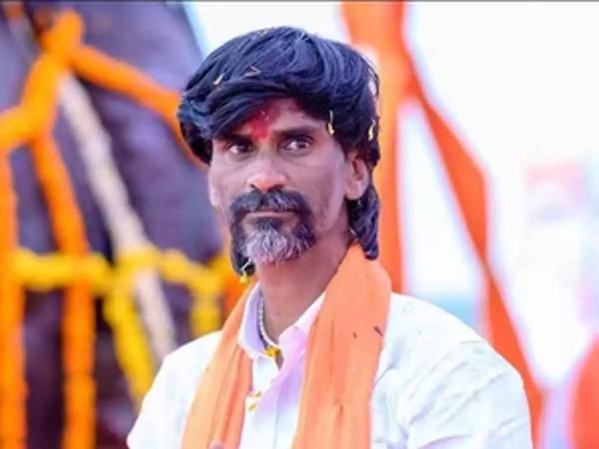 मराठा आंदोलन, सरकार ने उठाया बड़ा कदम मराठा आंदोलन, सरकार ने उठाया बड़ा कदम