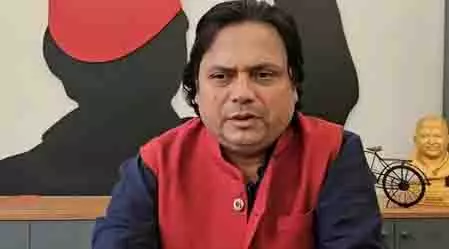 वोटर अधिकार यात्रा को घुसपैठिया बचाओ यात्रा कहना ठीक नहीं: फखरुल हसन वोटर अधिकार यात्रा को घुसपैठिया बचाओ यात्रा कहना ठीक नहीं: फखरुल हसन