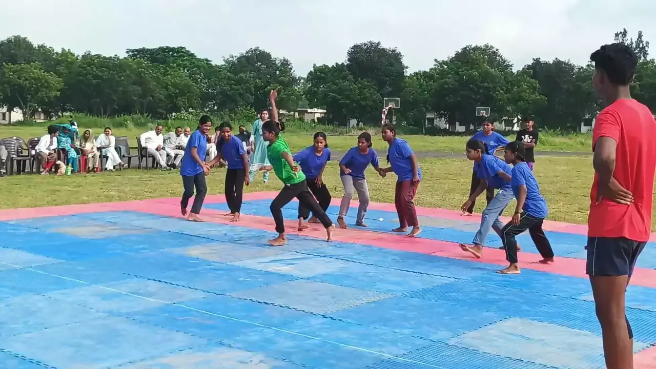 Anuppur: अनूपपुर में प्रीति सिंह ने खेलों का महत्व बताया Anuppur: अनूपपुर में प्रीति सिंह ने खेलों का महत्व बताया