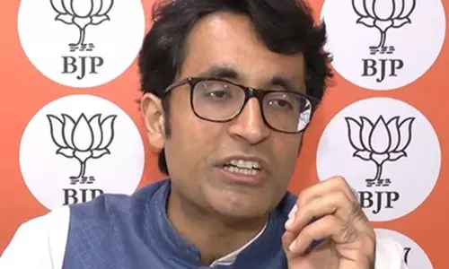 महुआ मोइत्रा अपने बयान से हिंसा भड़काने की कर रही कोशिश : प्रदीप भंडारी महुआ मोइत्रा अपने बयान से हिंसा भड़काने की कर रही कोशिश : प्रदीप भंडारी