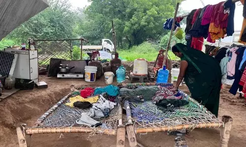 यमुना के बाढ़ क्षेत्र में विस्थापन का डर बरकरार