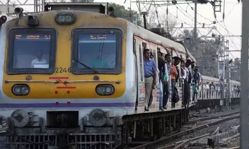 मध्य रेलवे ने रविवार को मेगा ब्लॉक की घोषणा की; गणेश भक्तों को असुविधा का सामना करना पड़ेगा मध्य रेलवे ने रविवार को मेगा ब्लॉक की घोषणा की; गणेश भक्तों को असुविधा का सामना करना पड़ेगा