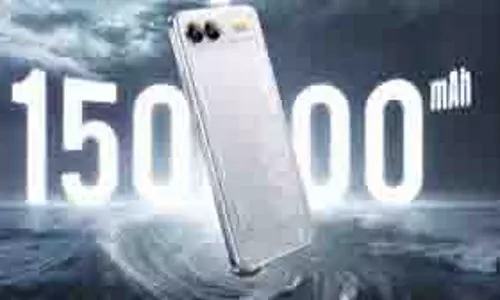 Realme: 15000 mAh बैटरी और बिल्ट-इन कूलिंग फैन वाला कॉन्सेप्ट फोन लॉन्च Realme: 15000 mAh बैटरी और बिल्ट-इन कूलिंग फैन वाला कॉन्सेप्ट फोन लॉन्च