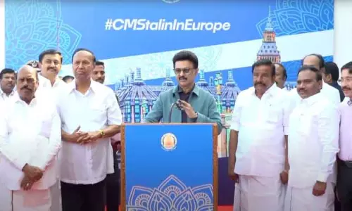 निवेश आकर्षित करने के लिए CM Stalin एक सप्ताह के जर्मनी, ब्रिटेन दौरे पर रवाना निवेश आकर्षित करने के लिए CM Stalin एक सप्ताह के जर्मनी, ब्रिटेन दौरे पर रवाना