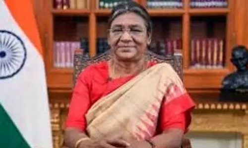 राष्ट्रपति मुर्मू 2-3 सितंबर को चेन्नई का दौरा करेंगे राष्ट्रपति मुर्मू 2-3 सितंबर को चेन्नई का दौरा करेंगे