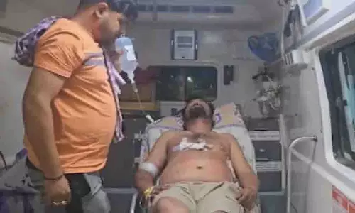 Odisha: पत्रकार पर चाकू से हमला, विशाखापत्तनम भेजा गया