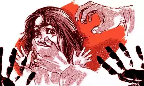 Odisha: संस्कृत शिक्षक को यौन उत्पीड़न के आरोपों में निलंबित कर दिया गया Odisha: संस्कृत शिक्षक को यौन उत्पीड़न के आरोपों में निलंबित कर दिया गया