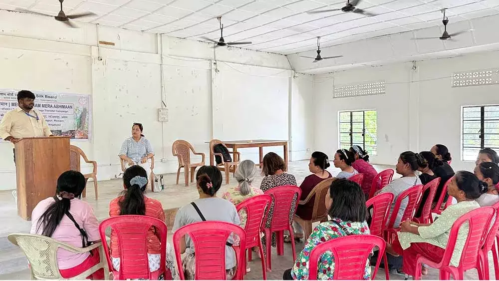 Nagaland : कियेतो गांव में वैज्ञानिक रेशमकीट पालन पर प्रशिक्षण Nagaland : कियेतो गांव में वैज्ञानिक रेशमकीट पालन पर प्रशिक्षण
