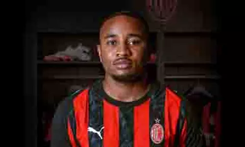 AC Milan ने चेल्सी से क्रिस्टोफर न्कुंकू के साथ करार पूरा किया AC Milan ने चेल्सी से क्रिस्टोफर न्कुंकू के साथ करार पूरा किया