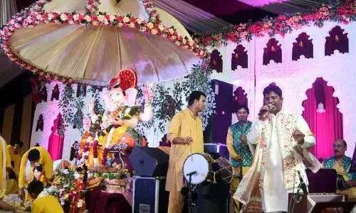 Ganesh Chaturthi शहर में एकता और पर्यावरण जागरूकता का त्योहार बना Ganesh Chaturthi शहर में एकता और पर्यावरण जागरूकता का त्योहार बना