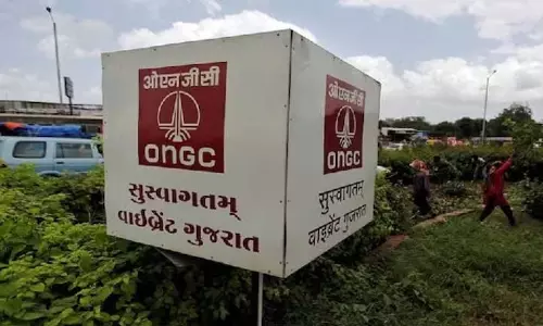 ONGC रिफाइनरियां आर्थिक रूप से व्यवहार्य होने पर रूसी कच्चा तेल खरीदती हैं: अध्यक्ष