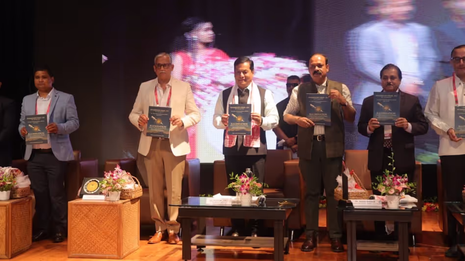 सर्बानंद सोनोवाल ने एम्स गुवाहाटी में INI रेडियोलॉजी अपडेट 2025 का उद्घाटन किया