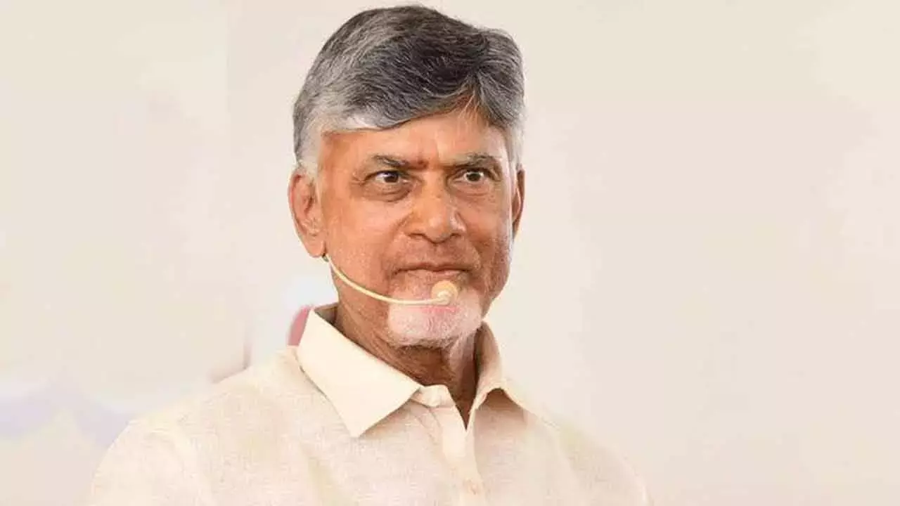 Andhra: चंद्रबाबू नायडू ने कुप्पम में कृष्णा नदी पर जल आरती की
