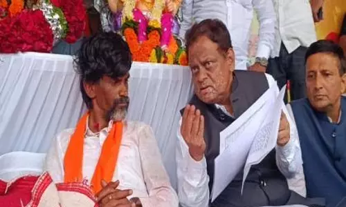 Manoj Jarange Patil ने विफल वार्ता के बाद सरकार की आलोचना की Manoj Jarange Patil ने विफल वार्ता के बाद सरकार की आलोचना की
