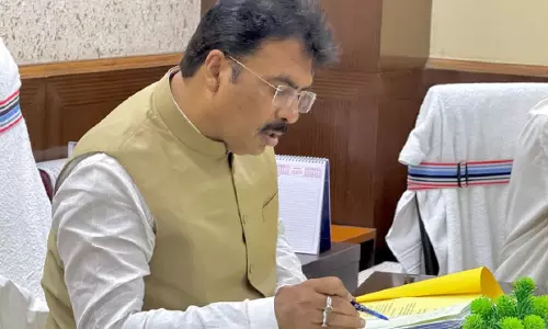 बिहार के मंत्री ने की PM मोदी के खिलाफ टिप्पणी को लेकर विपक्ष की आलोचना बिहार के मंत्री ने की PM मोदी के खिलाफ टिप्पणी को लेकर विपक्ष की आलोचना
