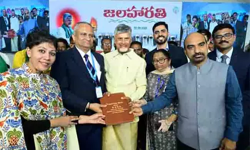 Kuppam: विकास के लिए चंद्रबाबू के नेतृत्व में 6 समझौते हुए साइन