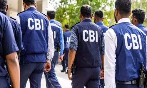 CBI ने 232 करोड़ रुपये के गबन के आरोप में एयरपोर्ट अथॉरिटी के मैनेजर को किया गिरफ्तार CBI ने 232 करोड़ रुपये के गबन के आरोप में एयरपोर्ट अथॉरिटी के मैनेजर को किया गिरफ्तार
