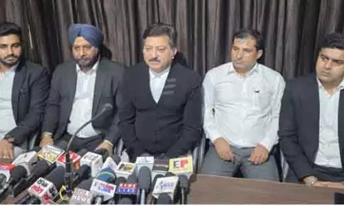 JKHCBAJ ने वर्तमान संकट से निपटने में प्रशासन की भूमिका की निंदा की JKHCBAJ ने वर्तमान संकट से निपटने में प्रशासन की भूमिका की निंदा की
