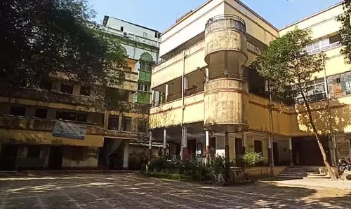 Rani Birla प्रिंसिपल होने के बावजूद गर्ल्स स्कूल की वाइस प्रिंसिपल