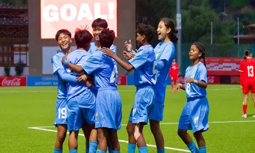 नेपाल को हराकर भारत ने SAFF अंडर-17 महिला चैम्पियनशिप का खिताब जीता नेपाल को हराकर भारत ने SAFF अंडर-17 महिला चैम्पियनशिप का खिताब जीता