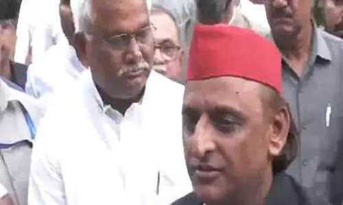 Akhilesh Yadav ने तेजस्वी की यात्रा का किया समर्थन