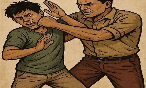 गणेश दर्शन के दौरान विवाद, युवक से मारपीट, राहुल पृथवानी पर केस दर्ज गणेश दर्शन के दौरान विवाद, युवक से मारपीट, राहुल पृथवानी पर केस दर्ज