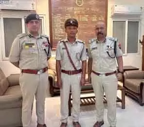पुलिस विभाग ने ऑपरेशन सिंदूर में शहीद हुए BSF कांस्टेबल के भाई को दी नौकरी पुलिस विभाग ने ऑपरेशन सिंदूर में शहीद हुए BSF कांस्टेबल के भाई को दी नौकरी