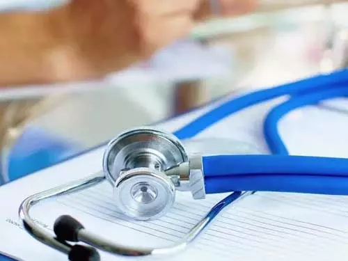 MBBS सीट के लिए 3 छात्राओं ने की गड़बड़ी, एसडीएम का बयान MBBS सीट के लिए 3 छात्राओं ने की गड़बड़ी, एसडीएम का बयान