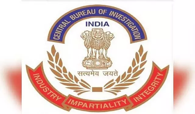 सोना तस्करी मामला: CBI ने चेन्नई में 6 जगहों पर छापे मारे सोना तस्करी मामला: CBI ने चेन्नई में 6 जगहों पर छापे मारे